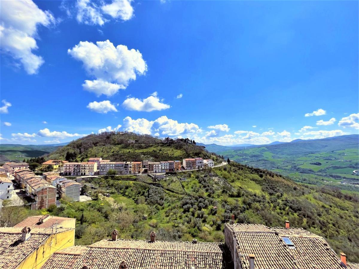 Casa Vacanze Magnolia 42 Calitri Bagian luar foto